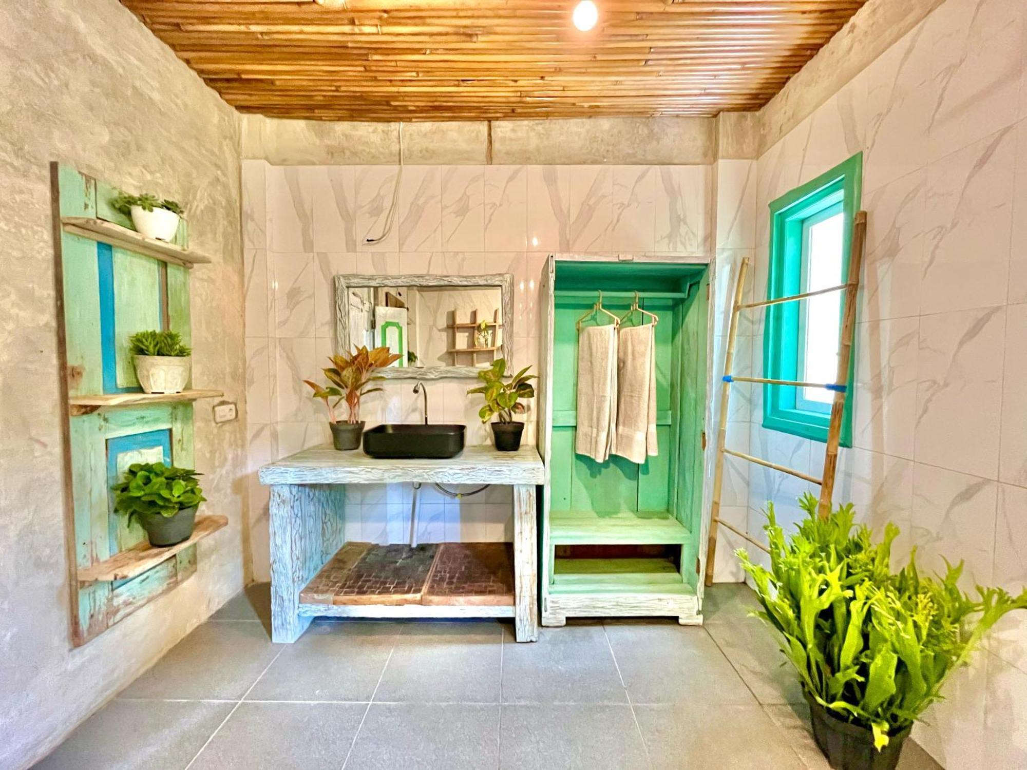 Pondok Isoke Bunggalow Banyuwangi  Exterior photo